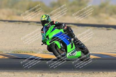 media/May-14-2023-SoCal Trackdays (Sun) [[024eb53b40]]/Turn 7 (740am)/